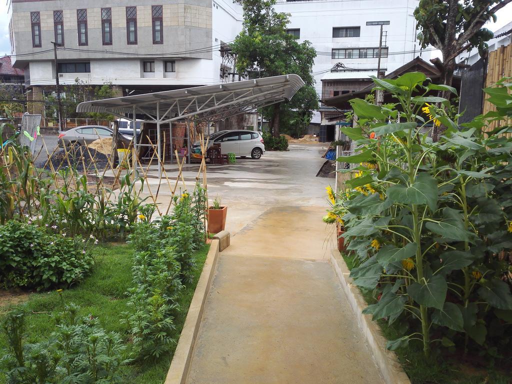 Baan Bussaba Hotel Trang Eksteriør billede